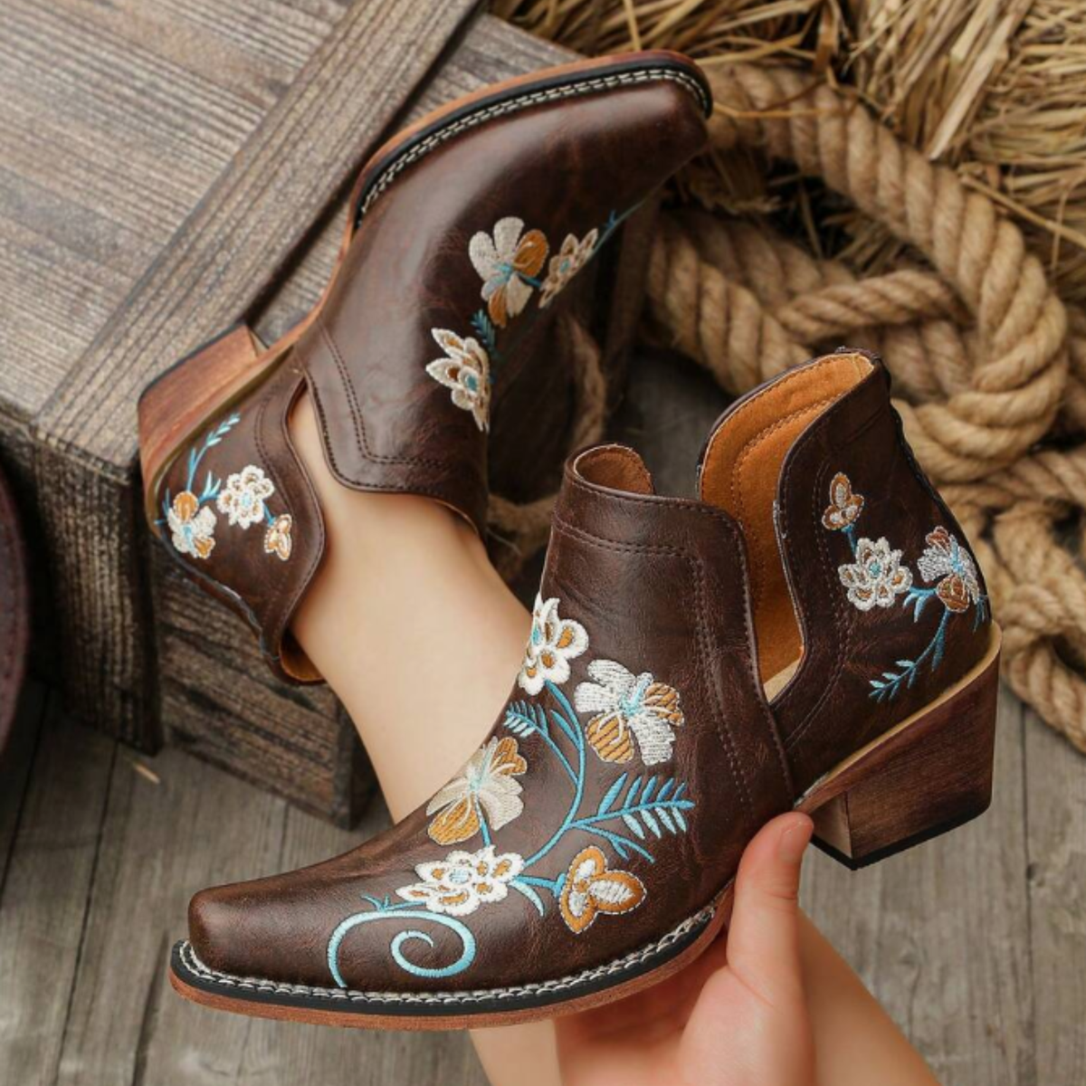 Botas West